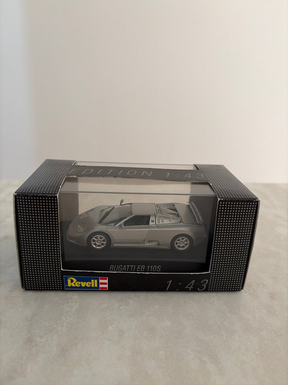Schaalmodel Bugatti EB 110S Revell 1:43 met OVP, Ophalen of Verzenden, Zo goed als nieuw, Auto, Overige merken