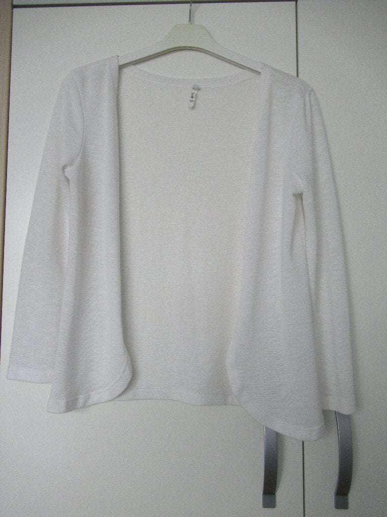 Vest wit maat 140, Ophalen of Verzenden, Zo goed als nieuw, Meisje, Trui of Vest