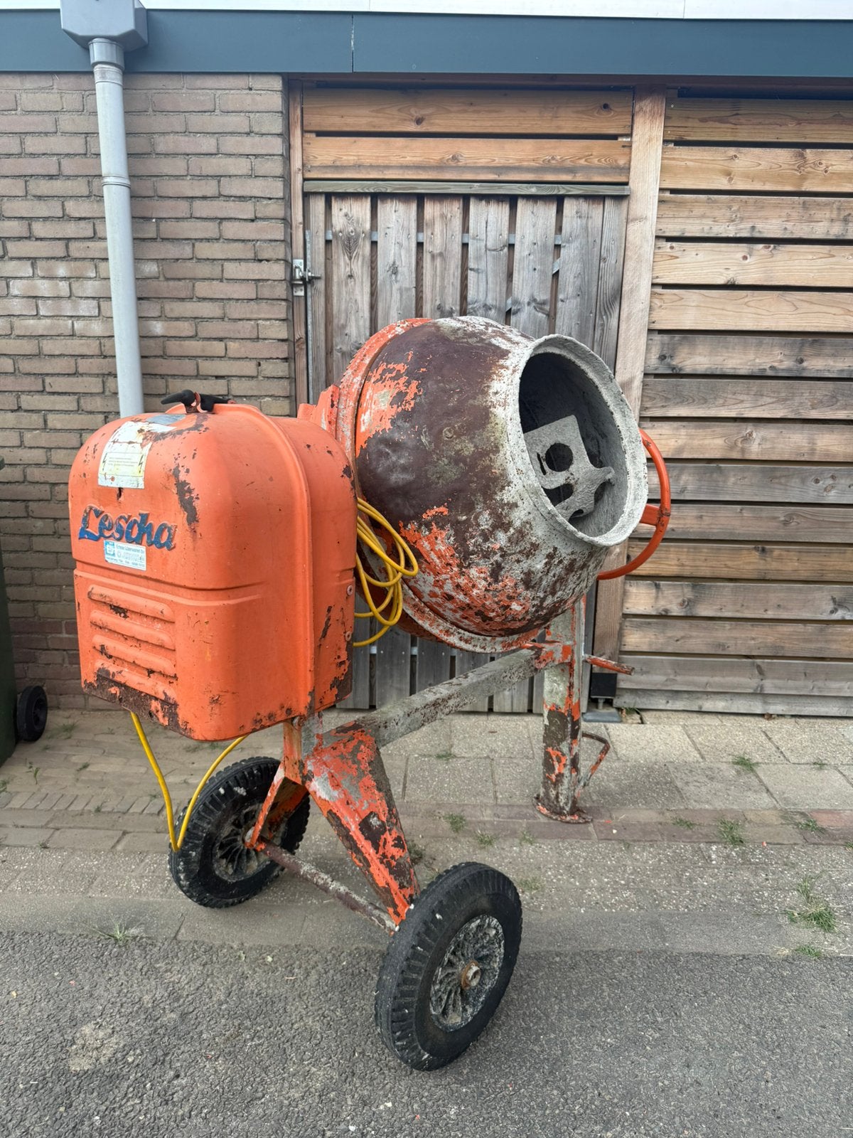 Lescha betonmolen (230V), Ophalen, Zo goed als nieuw