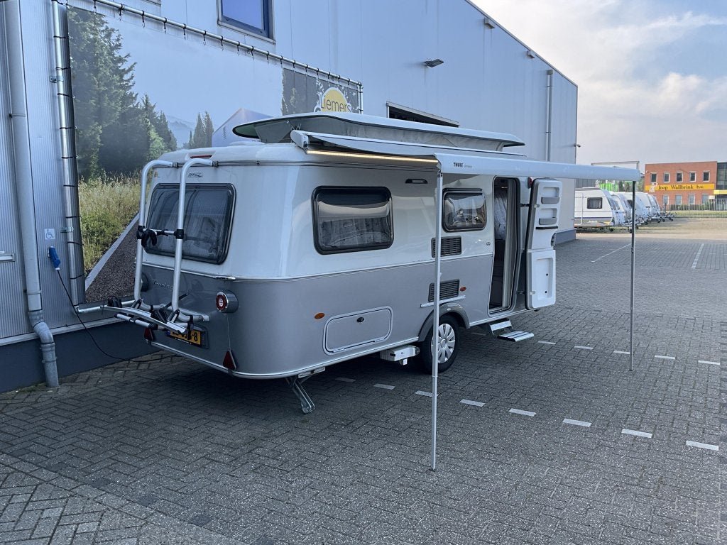 Eriba Touring Urban 540 LUIFEL-MOVER-HEFDAK, Overige typen, Bedrijf, Treinzit, Schokbreker