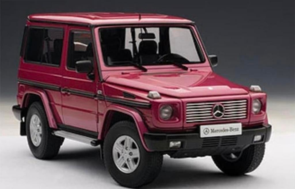 Autoart Mercedes Benz G500 SWB 1998 1:18
Red, Hobby en Vrije tijd, Modelauto's | 1:18, Ophalen of Verzenden, Zo goed als nieuw