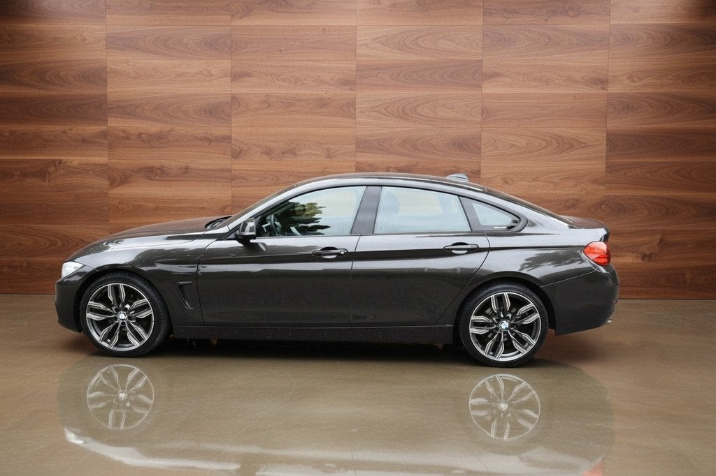 BMW 4 Serie Gran Coupé 418d Executive | AUTOMAAT | LEDER |, Auto's, Automaat, 745 kg, 4 cilinders, Bruin