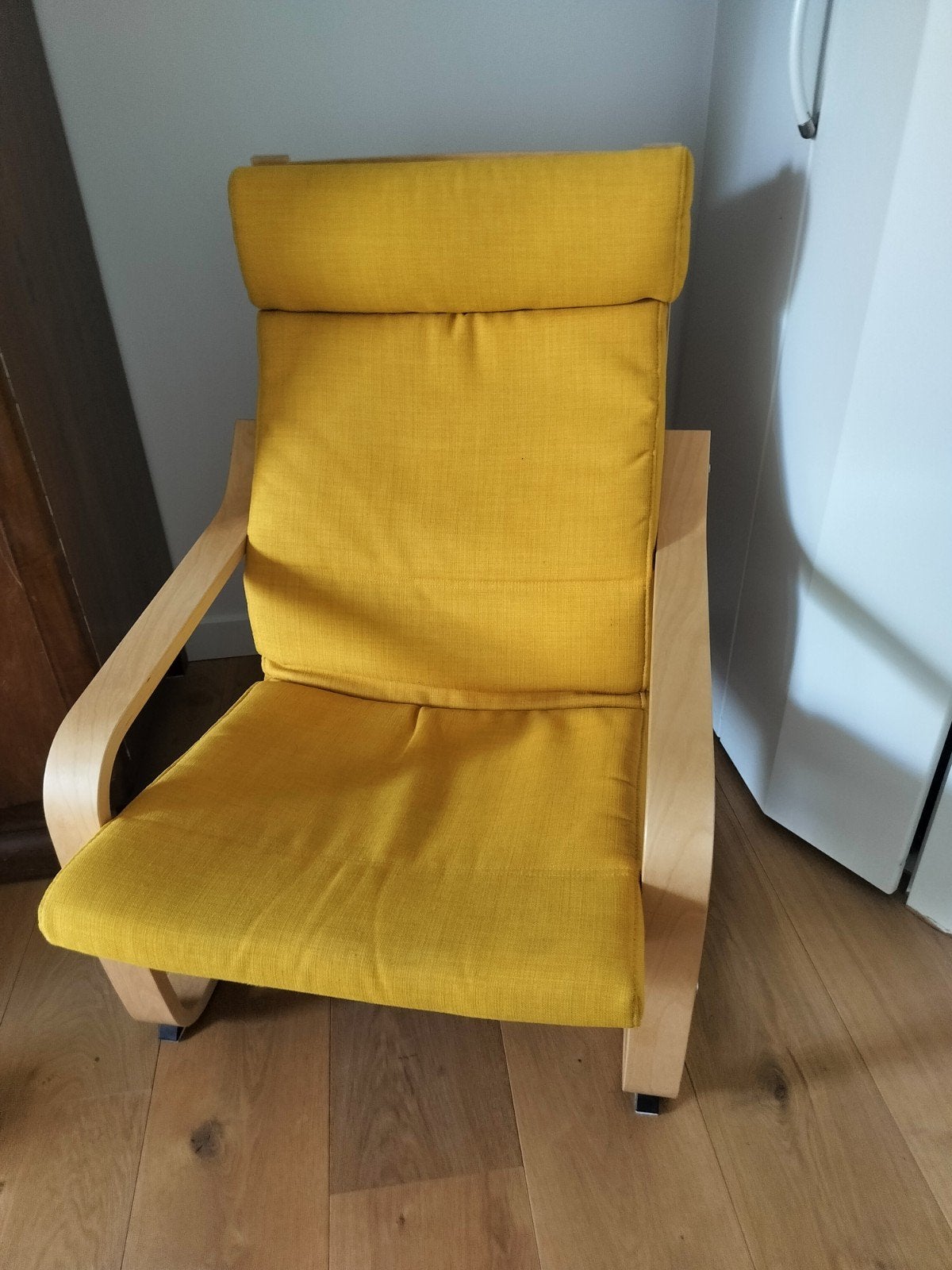 Stoel Ikea Poang, geel, blank houten frame, Ophalen, Gebruikt, 75 tot 100 cm