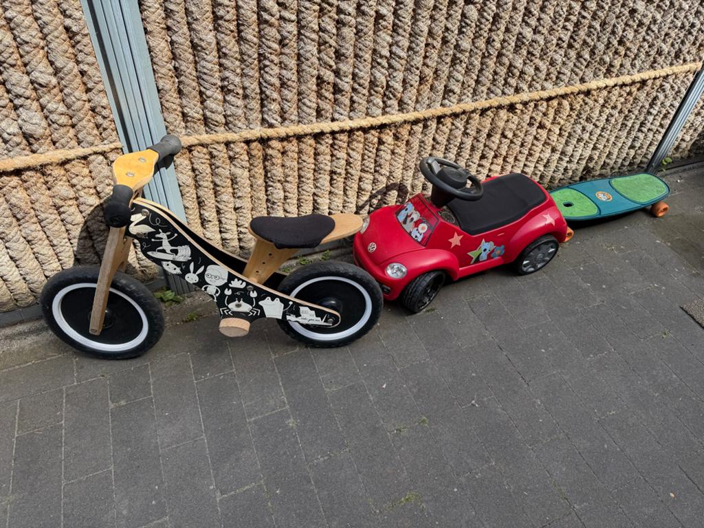 Loopfiets en Loopauto Set - Perfect voor Peuters, Ophalen, Gebruikt, Loopfiets