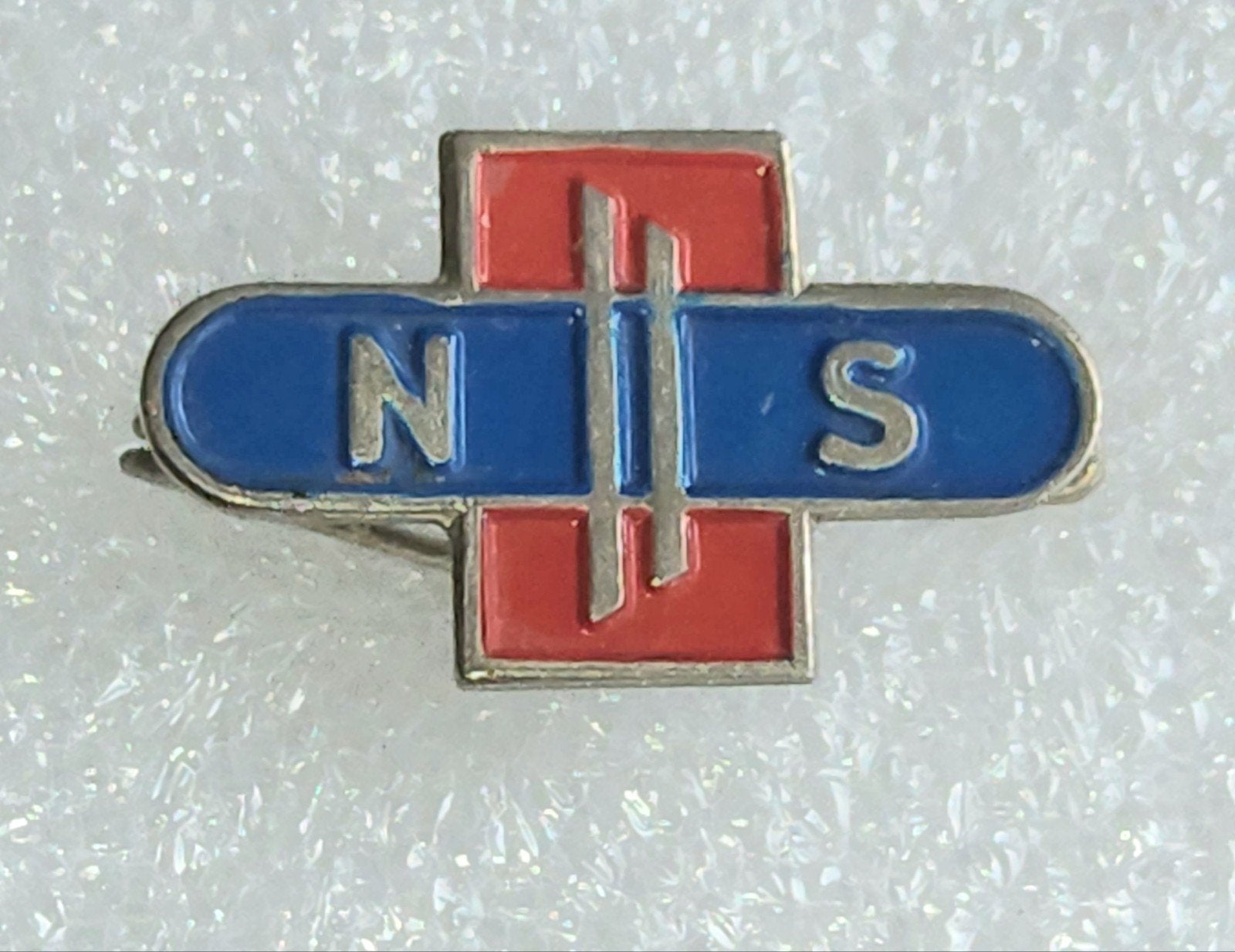 Vintage NS Speldje - Nederlandse Spoorwegen, Ophalen of Verzenden, Gebruikt, Overige onderwerpen, Speldje of Pin