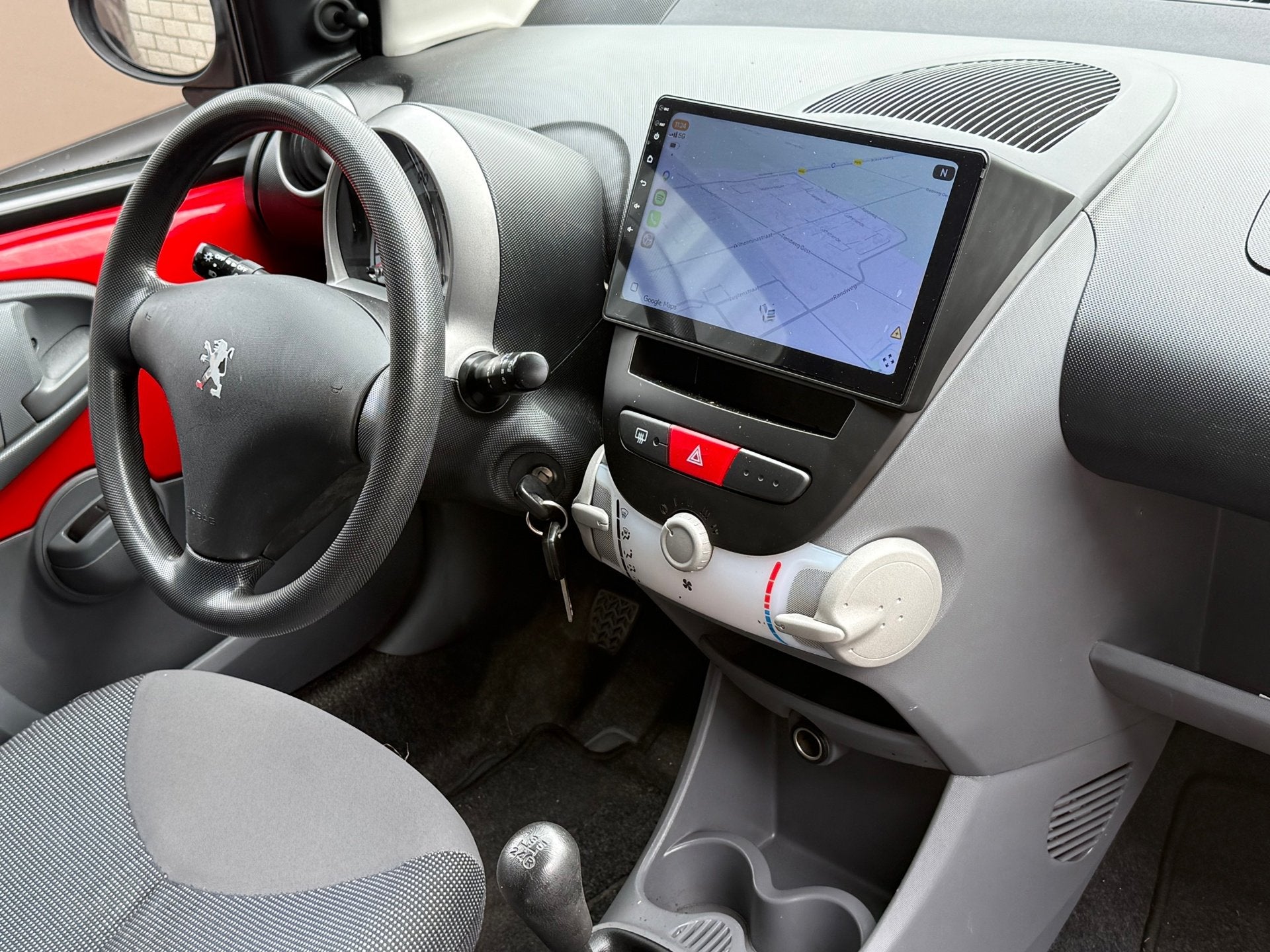 Peugeot 107 1.0-12V XS Carplay Elektrische Ramen 5d Nieuwe A, Voorwielaandrijving, Stof, Gebruikt, 68 pk