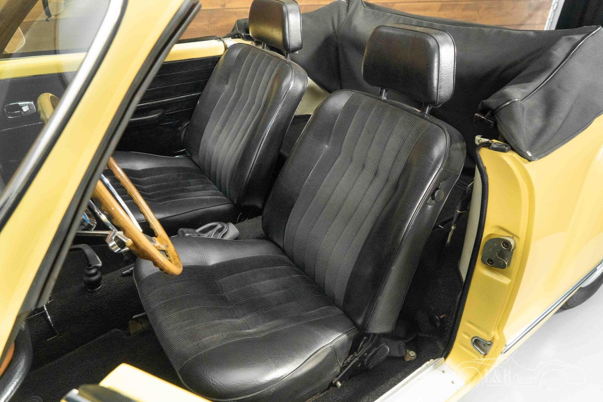 Volkswagen Karmann Ghia Cabriolet | 1971, foto 9