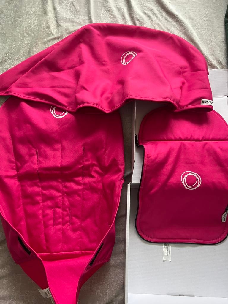 Bugaboo bekleding set in roze, Ophalen of Verzenden, Zo goed als nieuw