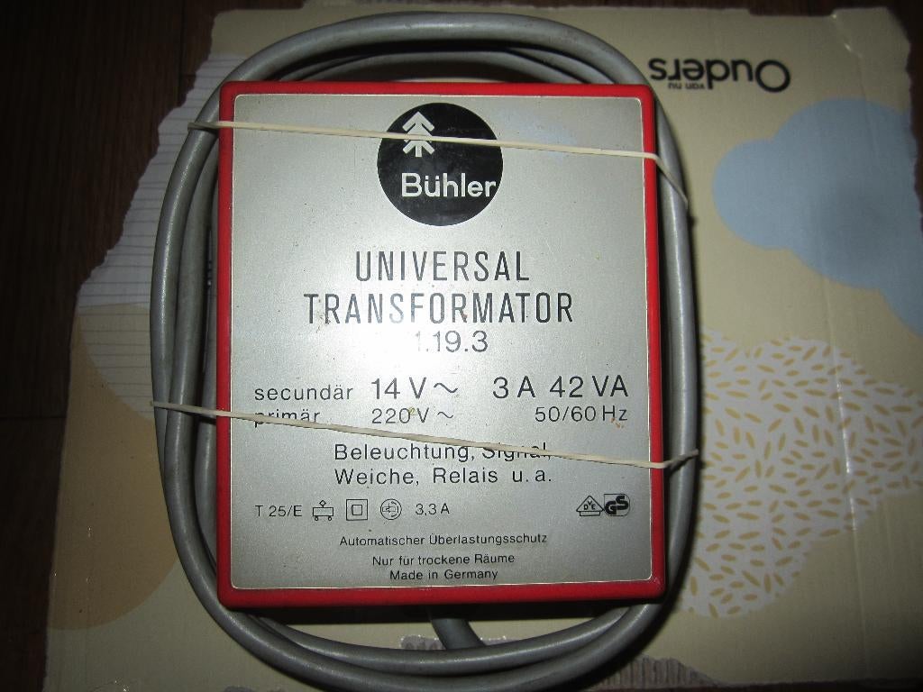 buhler licht-trafo gelijk aan fleischmann ho 6705, Overige merken, Ophalen of Verzenden, Zo goed als nieuw, Transformator of Voeding