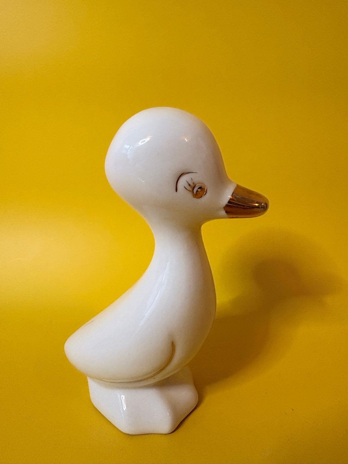 Vintage Witte Eend Decoratie met Gouden Details, Verzenden