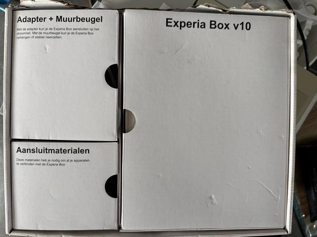 KPN Experia Box v10 Router/Modem, Ophalen of Verzenden, Gebruikt, Router met modem