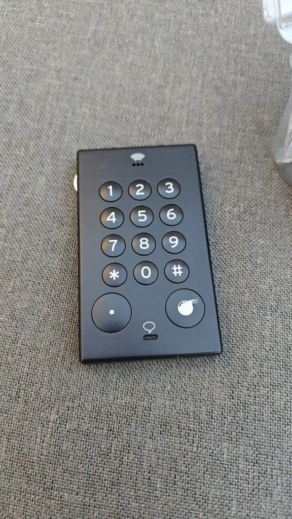 John’s Phone – Nederlandse anti-smartphone, Gebruikt, Verzenden, Geen camera, Klassiek of Candybar