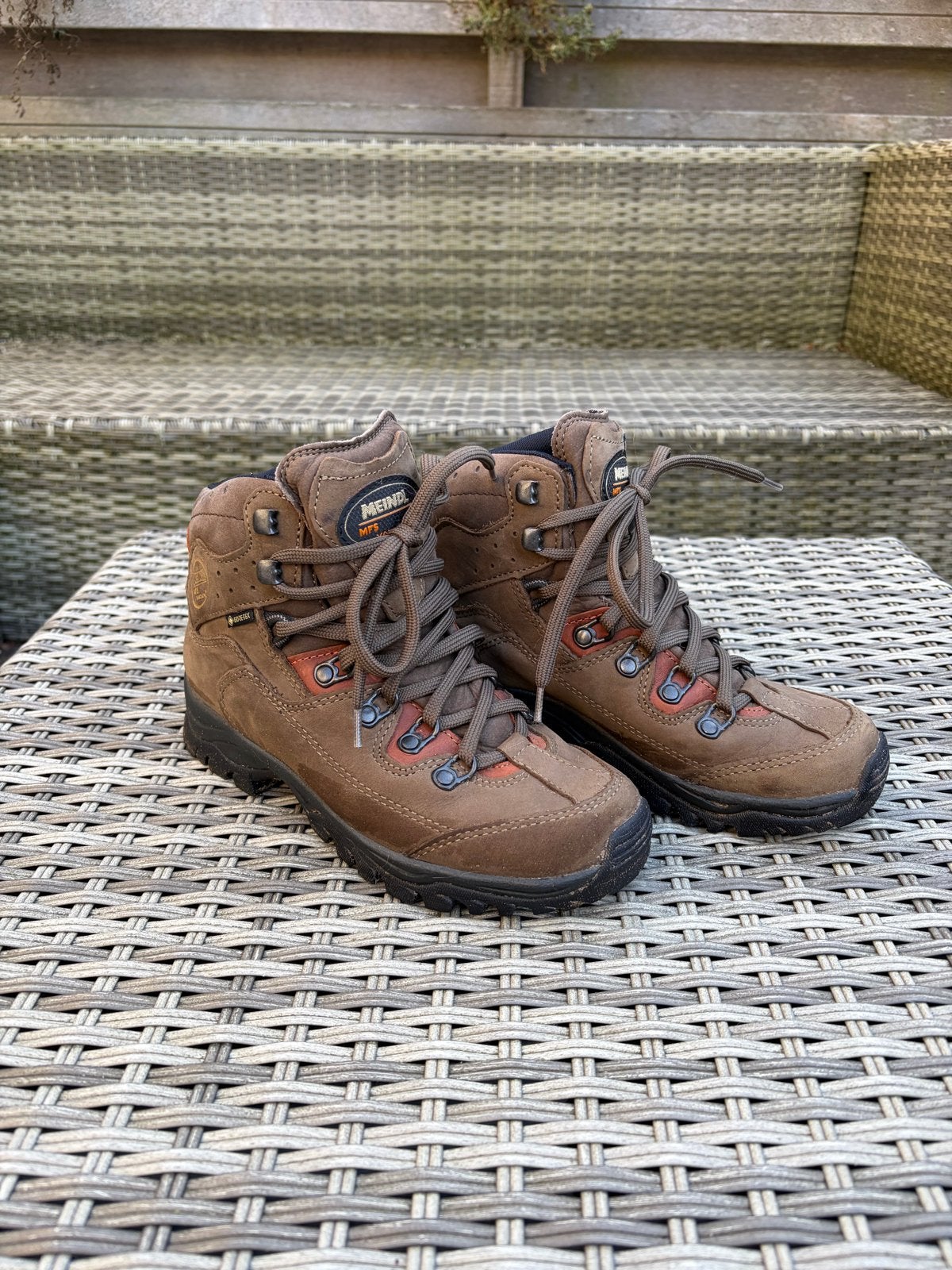 Meindl wandelschoenen - Maat 37- dames, Ophalen of Verzenden, Zo goed als nieuw, Schoenen