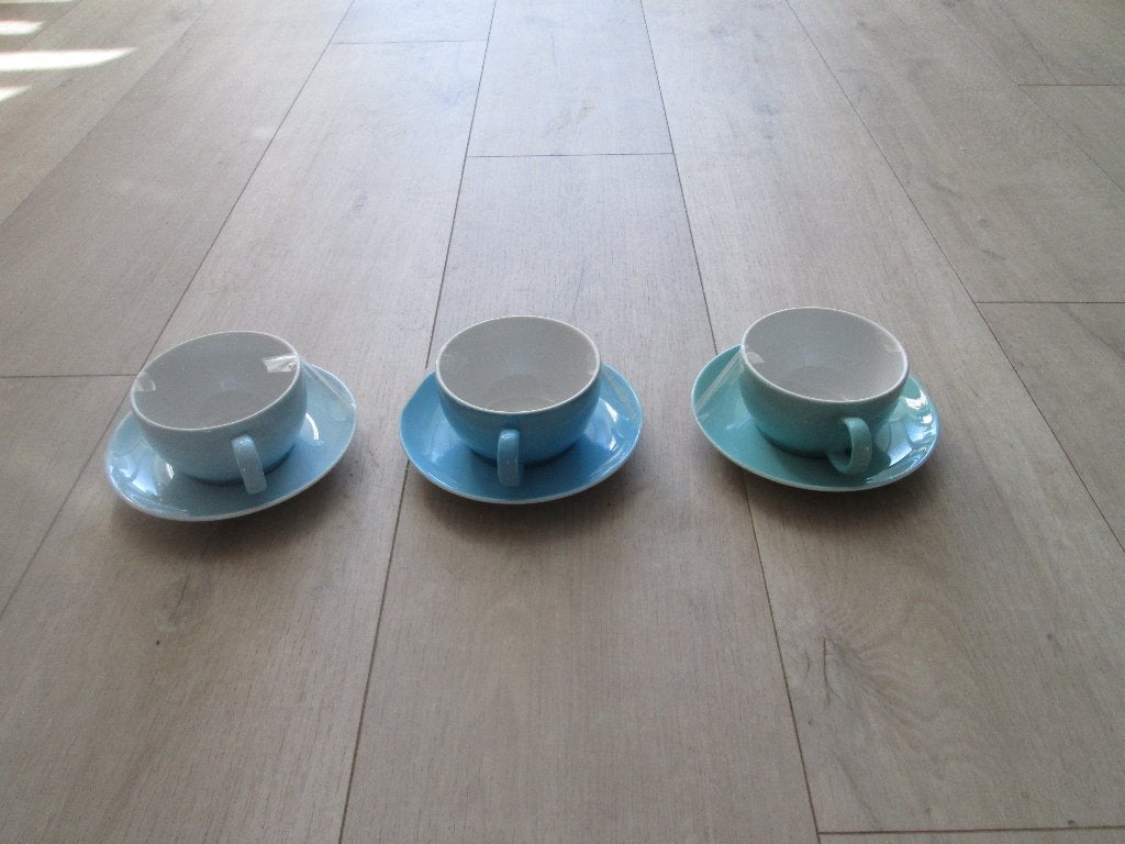 3x DIBBERN Solid Color  kop en schotel, Huis en Inrichting, Overige merken, Nieuw, Ophalen of Verzenden, Modern