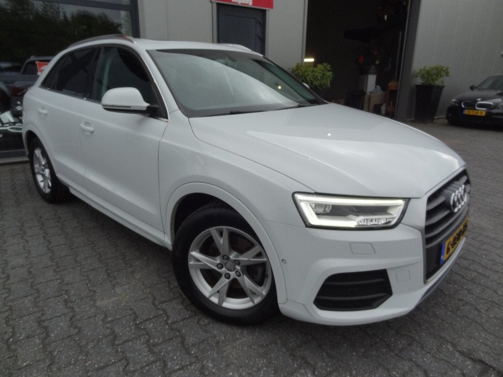 Audi Q3 | PANO | CAMERA | KEYLESS | STOELV | DEALER ONDERHOU, Auto's, Audi, 4 cilinders, 150 pk, Alcantara, Wit