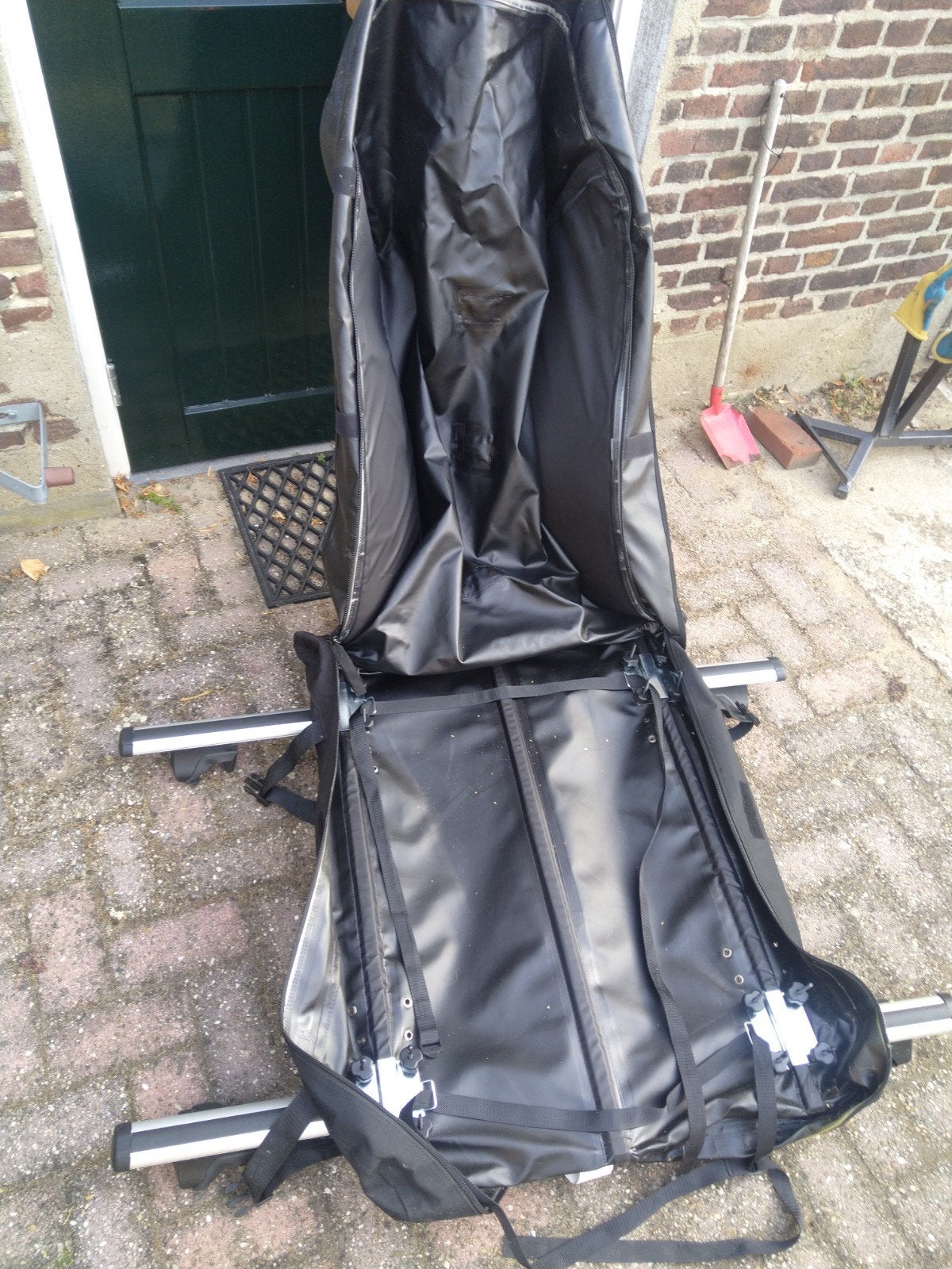 Universele daktas met dakrails - Zo goed als nieuw, Auto diversen, Ophalen, Zo goed als nieuw