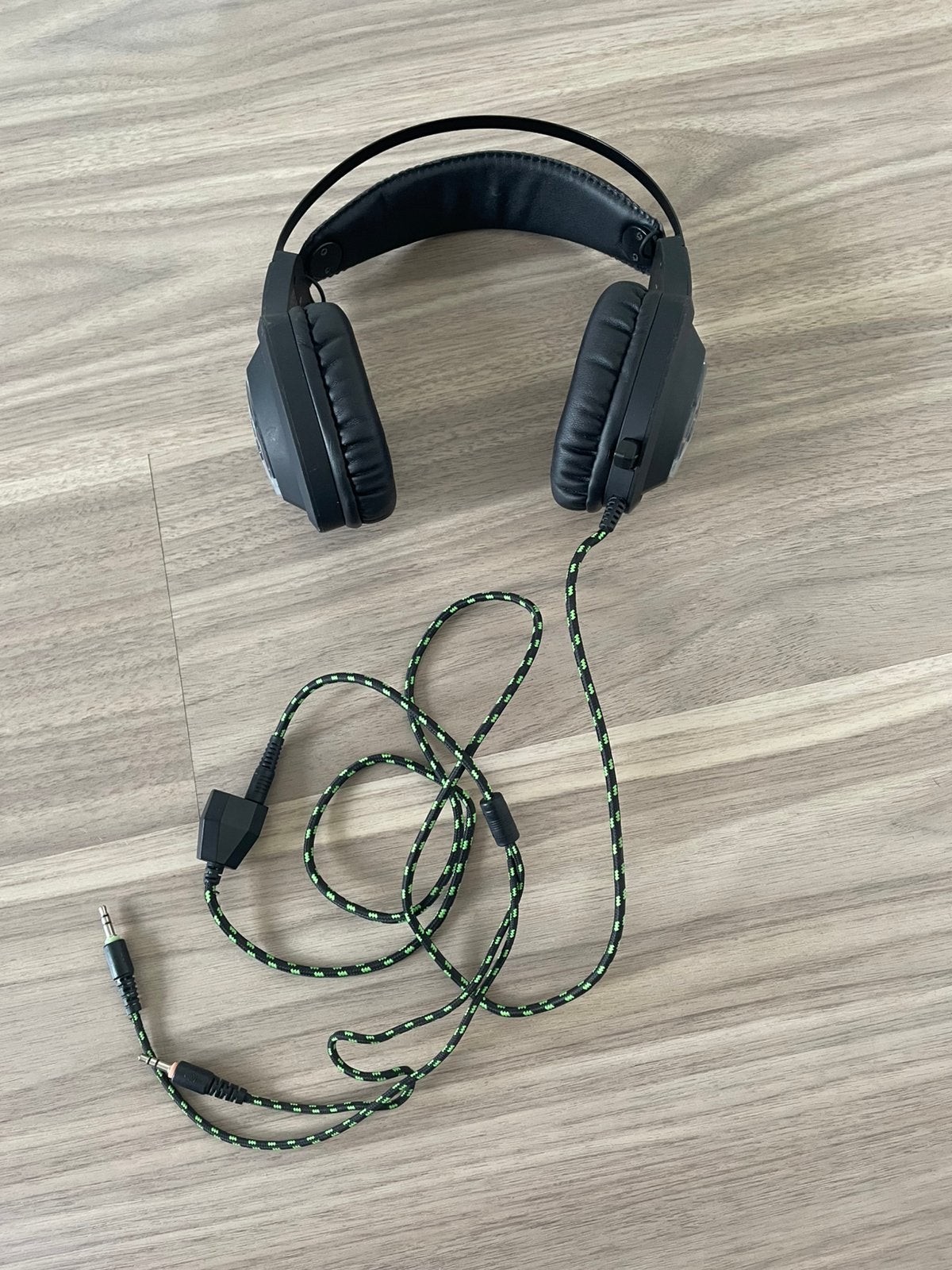 Game Headset zo goed als nieuw! (Zie beschrijving), Computers en Software, Ophalen, Zo goed als nieuw