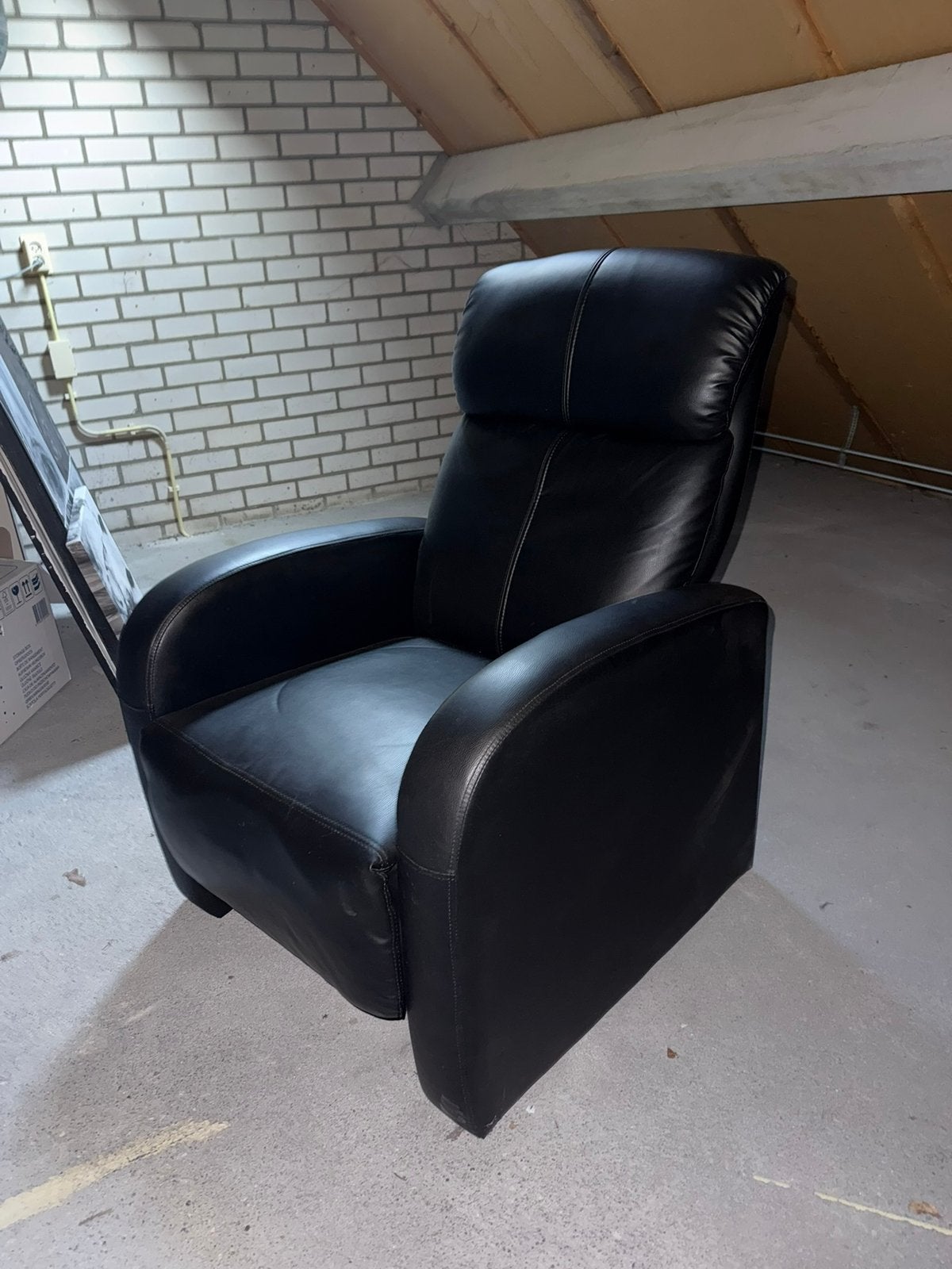 Zwarte relaxfauteuil / tv-stoel met voetensteun