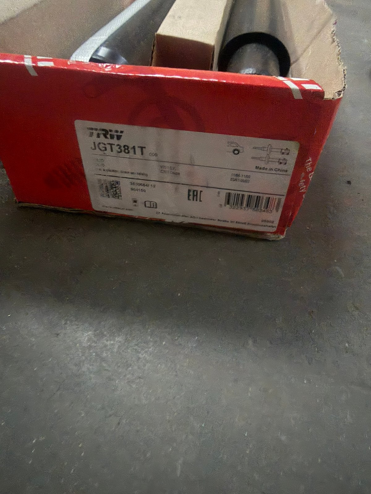 gloednieuwe schokbrekers volvo v70, Auto-onderdelen, Ophalen, Volvo