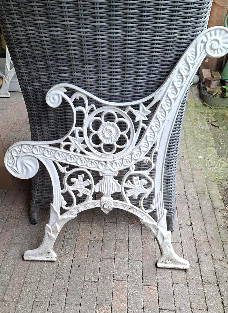 Tuinbank steunen (gietijzer), Tuin en Terras, Ophalen, Gebruikt, Metaal