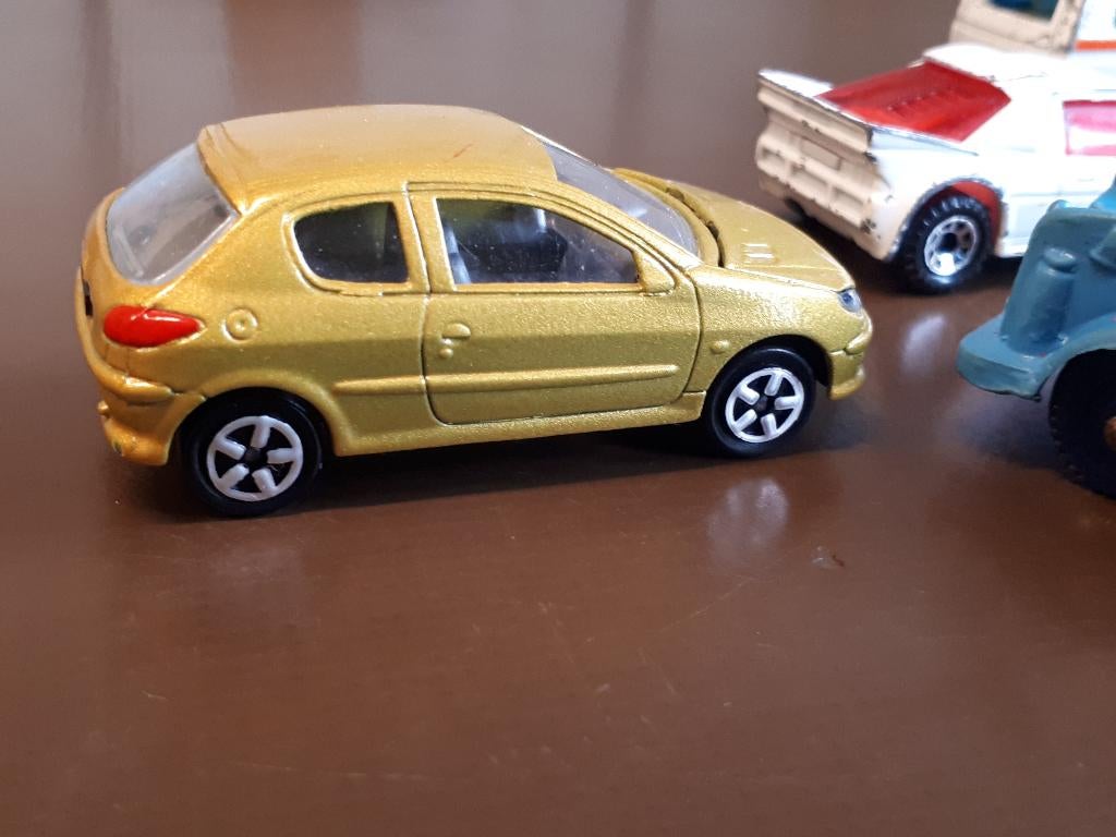 Diversen Matchbox Siku Tomte Majorette VW bus Fiat 500 Luigi, Ophalen of Verzenden, Zo goed als nieuw, Auto