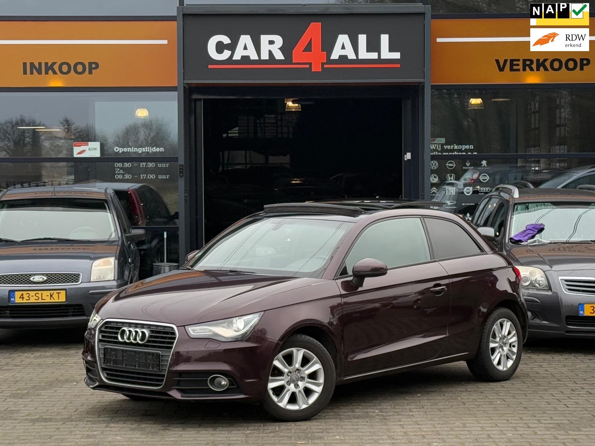 Audi A1 1.2 TFSI Pro Line S PANO/KEYLESS/STLVRM//BLUETOOTH/N, Auto's, Voorwielaandrijving, Zwart, 4 stoelen, Origineel Nederlands