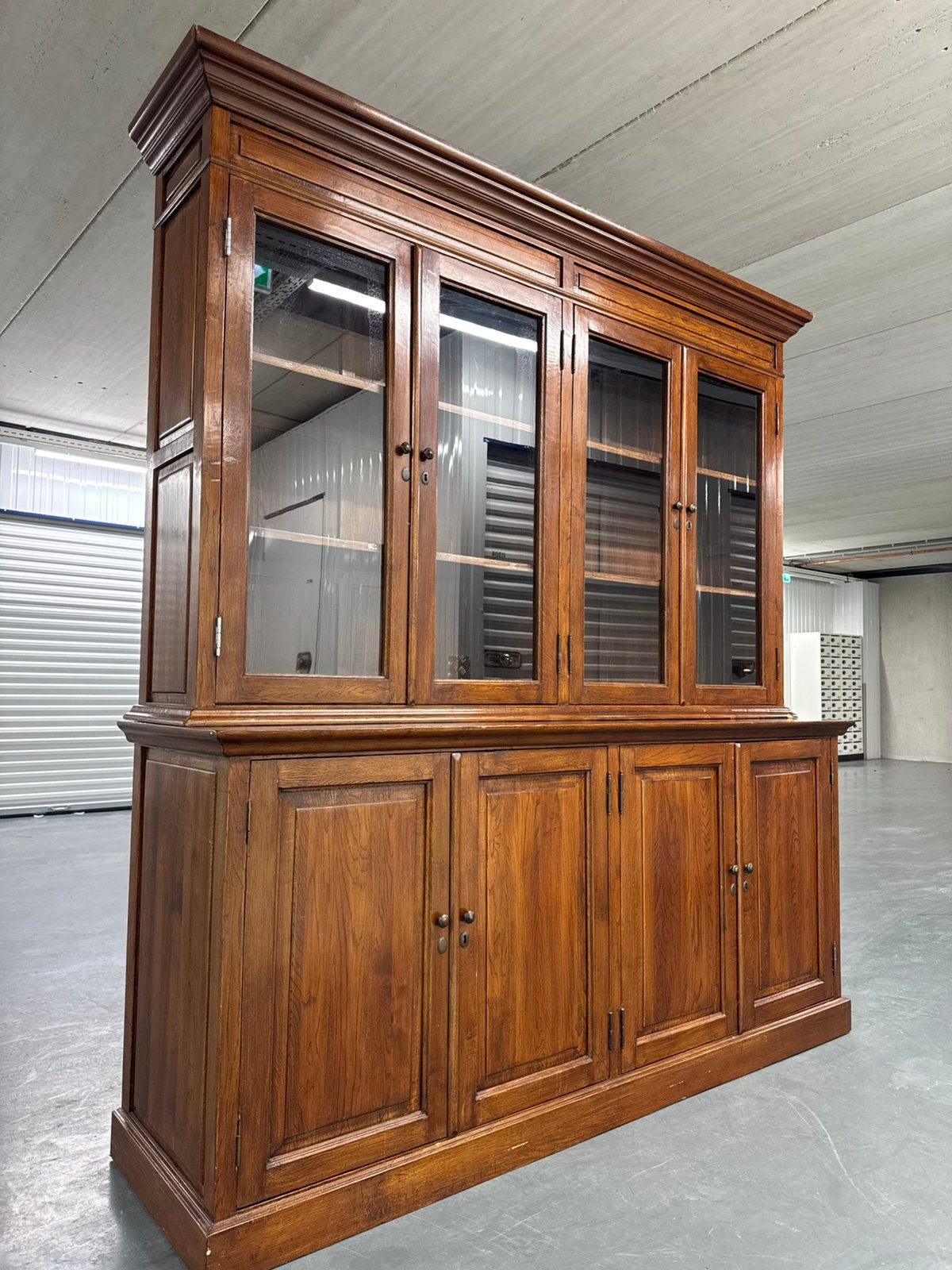 Eichholtz Massief Eiken Bibliotheek- & Vitrinekast
