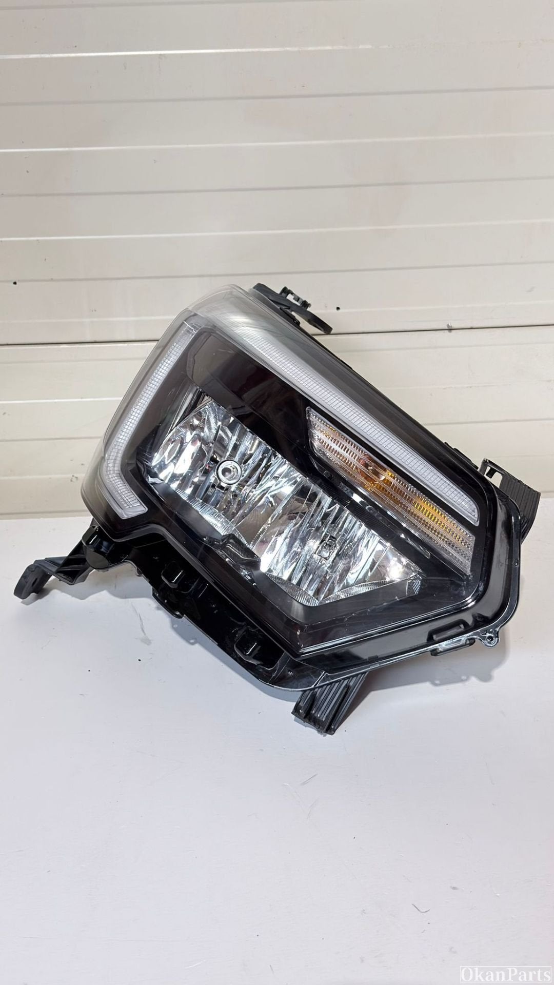 Renault Master III koplamp rechts 260105567R (Aftermarket), Auto-onderdelen, Verlichting, Renault Group, Gebruikt, Contact.group@renault.com