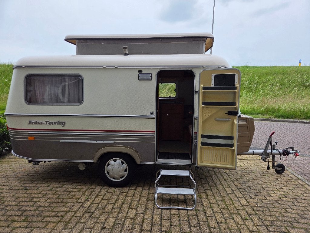 Eriba Touring Triton caravan 1994, Caravans en Kamperen, Caravans, Standaardzit, Particulier, Lengtebed, Luifel