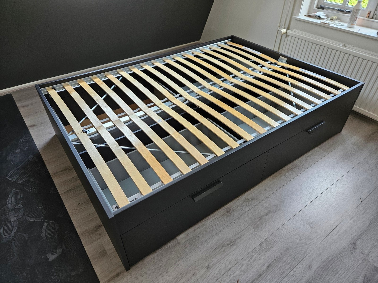 IKEA Brimnes bed met Luröy lattenbodems, Ophalen, Gebruikt, Zwart, Tweepersoons