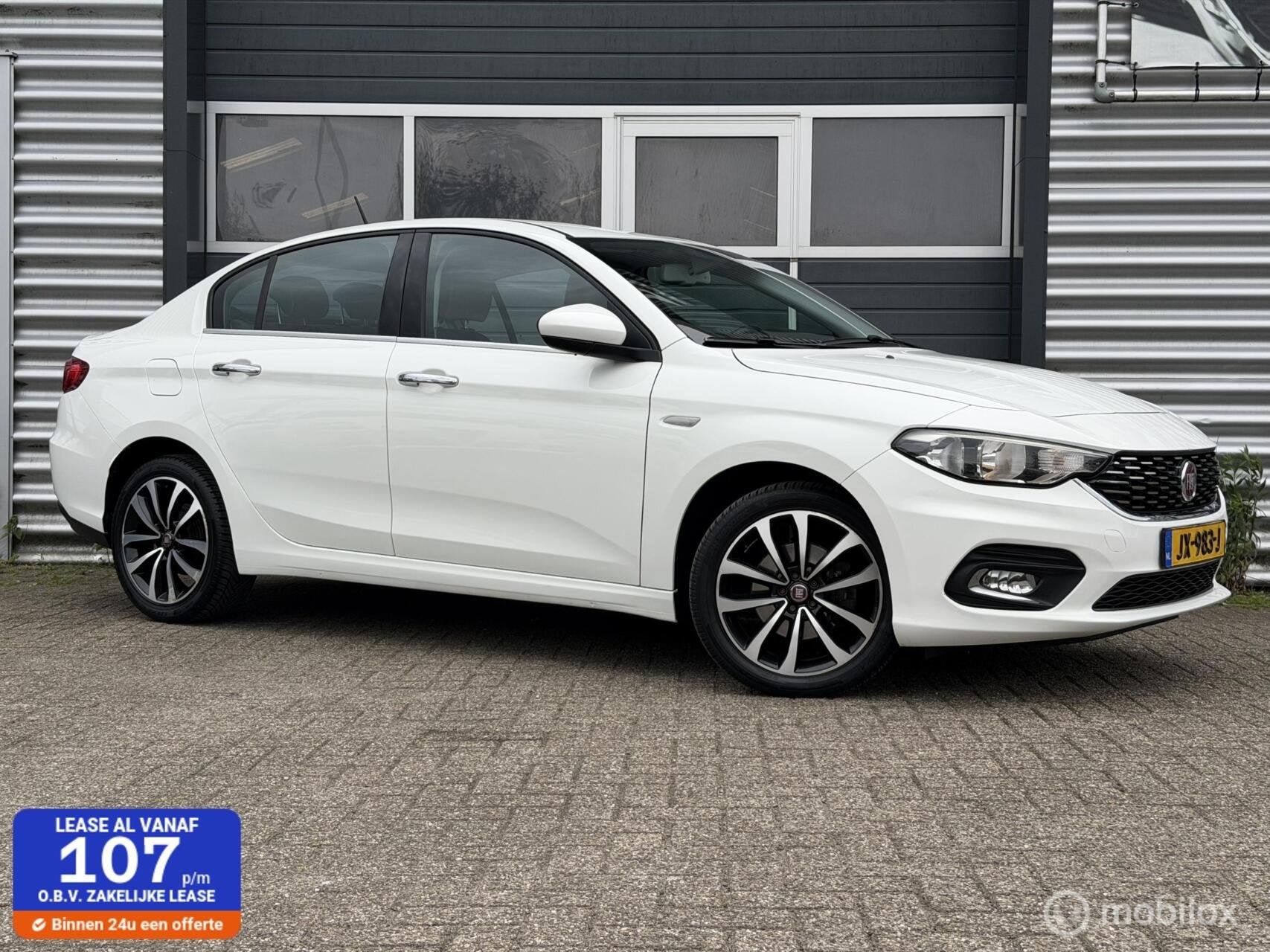 Fiat Tipo 1.4 16V Lounge 2016|100% O-houd|17 Inch|Luxe|Navi|, Voorwielaandrijving, Stof, Gebruikt, Origineel Nederlands