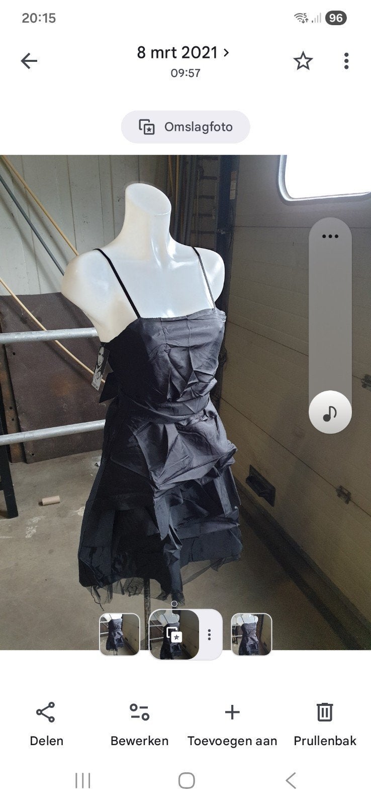 300stuks s m l xl, Kleding | Dames, Gelegenheidskleding, Ophalen