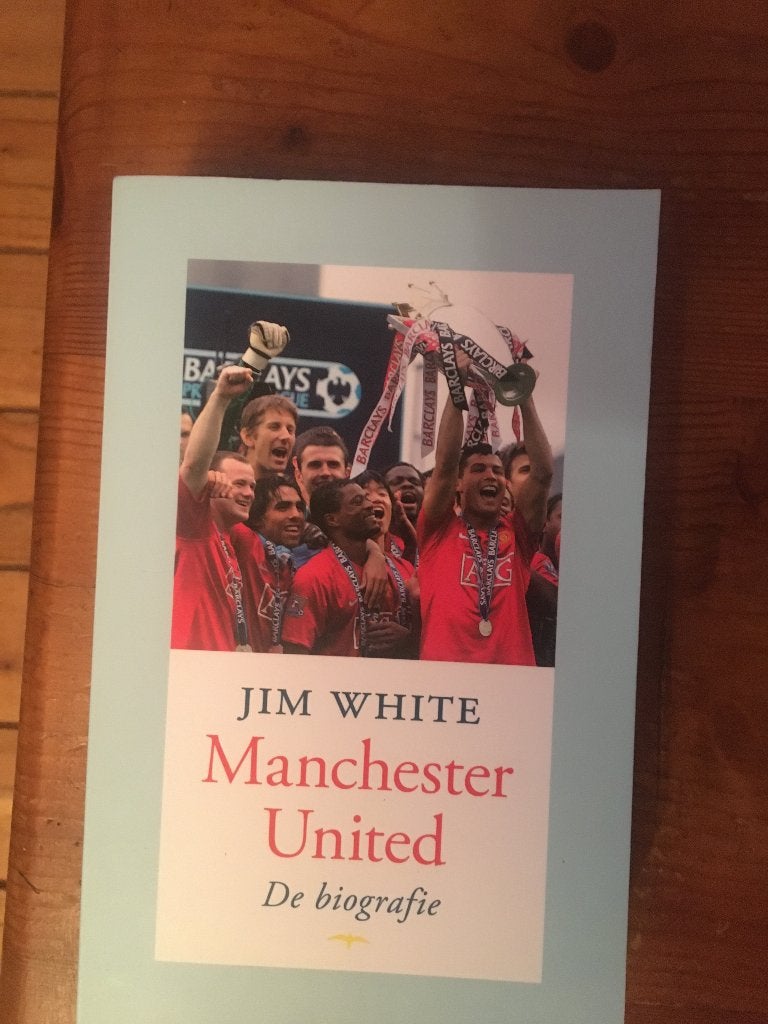 voetbalboek-Manchester United - De biografie, Boeken, Ophalen of Verzenden, Nieuw, Balsport