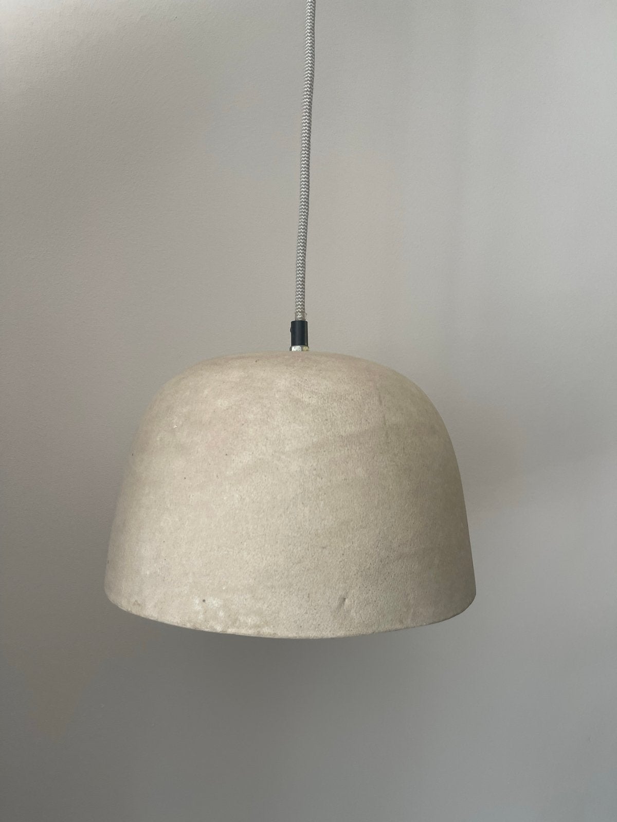 Set van 2 betonnen hanglampen - industrieel design, Ophalen, Zo goed als nieuw, Overige materialen, E27 (groot)