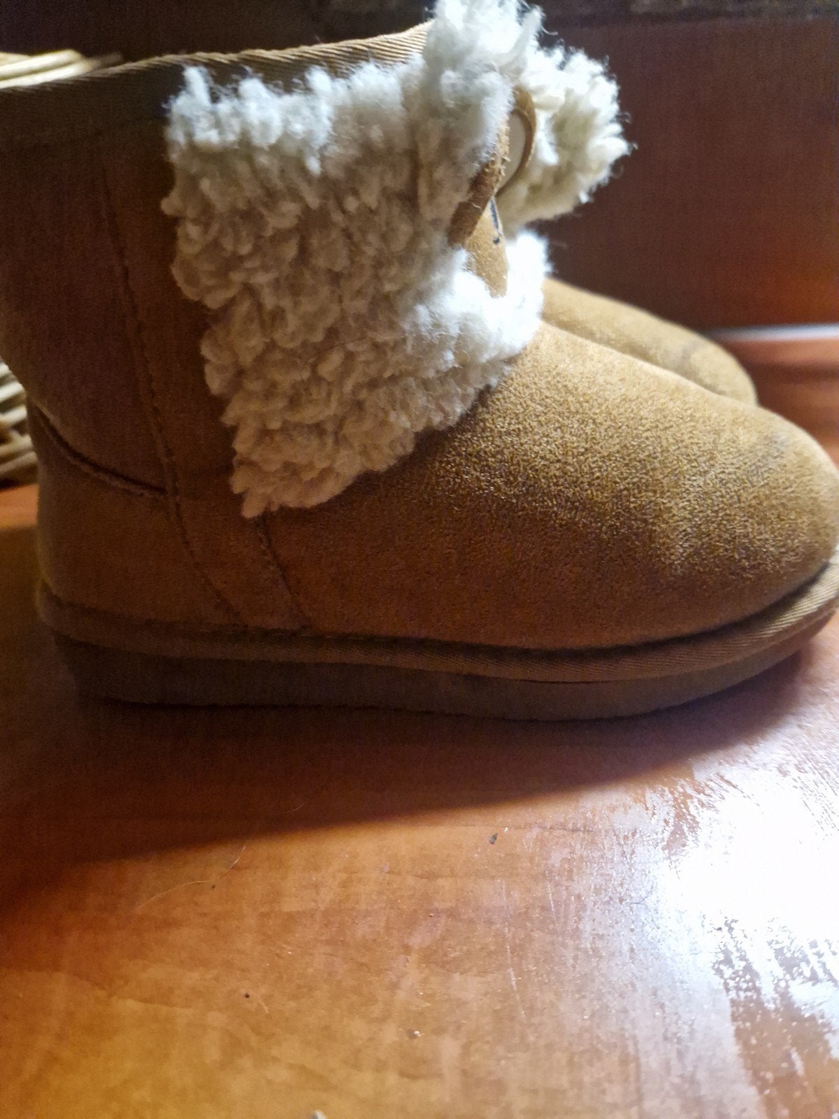 uggs met beertje, maat 30, Kinderen en Baby's, Ophalen, Zo goed als nieuw, Meisje, Schoentjes