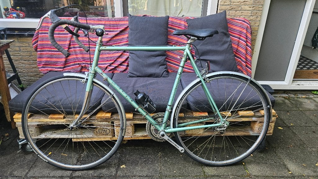 Raleigh vintage racefiets (opknapper), Fietsen en Brommers, Fietsen | Racefietsen, Gebruikt, Ophalen, Overige merken, 10 tot 15 versnellingen