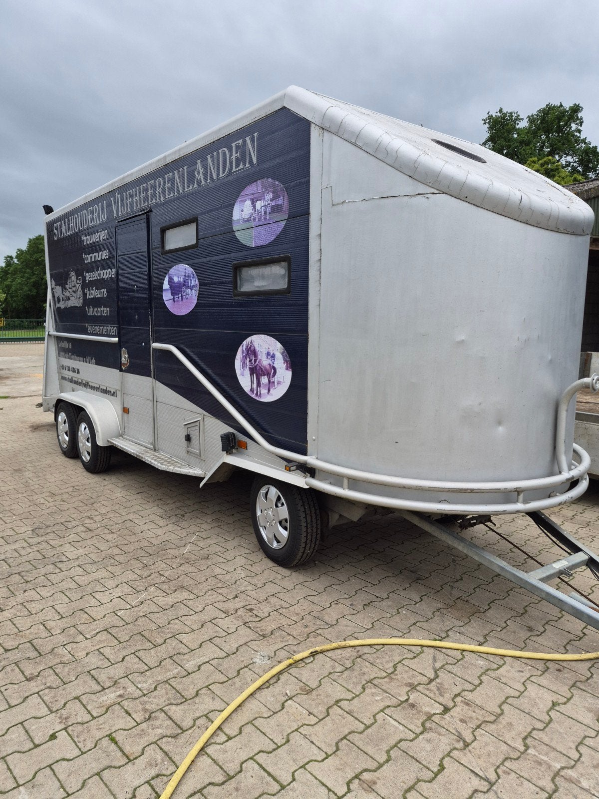 Geïsoleerde Paardentrailer / Veeschamel - 6m x 1.60m, Auto diversen, Aanhangers en Bagagewagens, Ophalen, Gebruikt