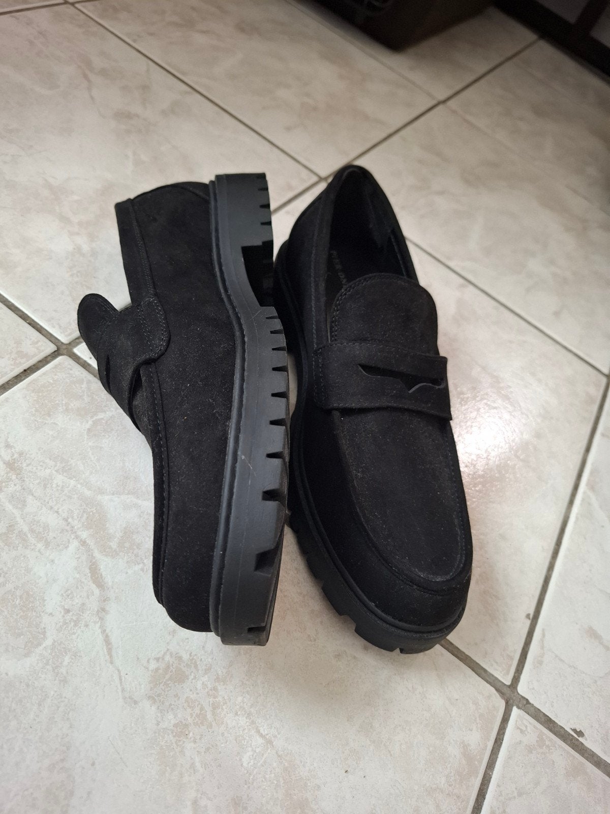 Zwarte Loafers Maat 44 (valt als 45/46) - Nieuwstaat, Ophalen of Verzenden, Nieuw, Zwart, Loafers