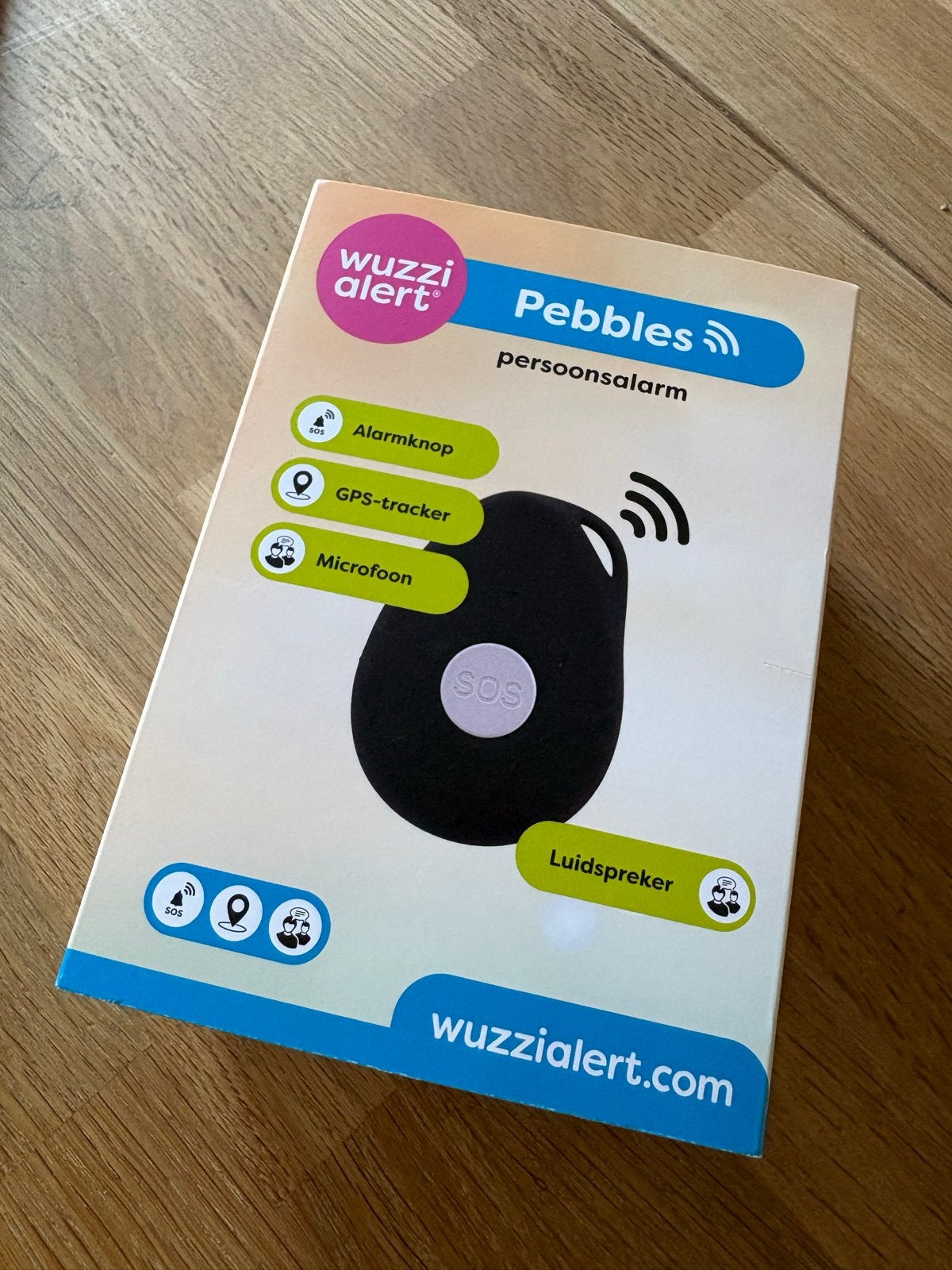 Wuzzi Alert Pebbles Persoonsalarm met GPS-tracker, Ophalen of Verzenden, Zo goed als nieuw