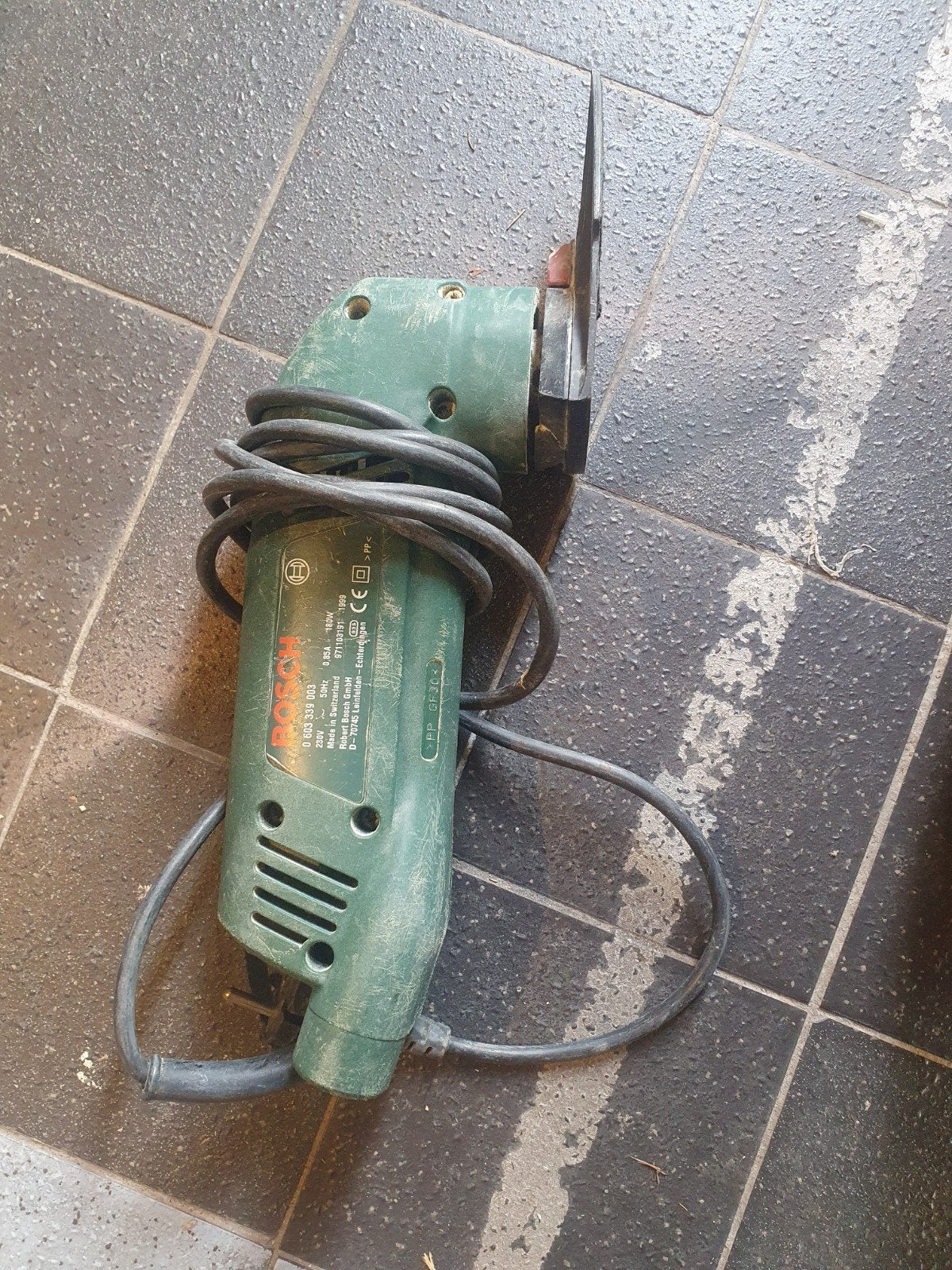 Bosch driehoekschuurmachine 180 watt, Doe-het-zelf en Verbouw, Gereedschap | Schuurmachines, Ophalen, Gebruikt, Minder dan 600 watt