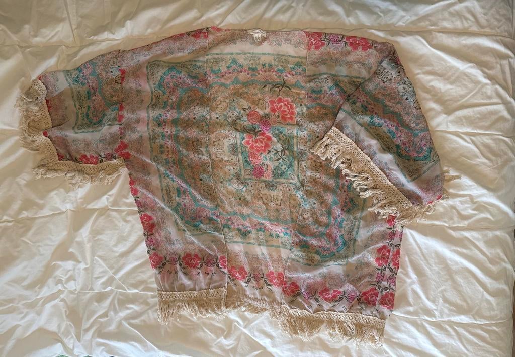 Boho Kimono met Franjes en Bloemenprint, Kleding | Dames, Truien en Vesten, Ophalen of Verzenden, Zo goed als nieuw, Maat 38/40 (M)