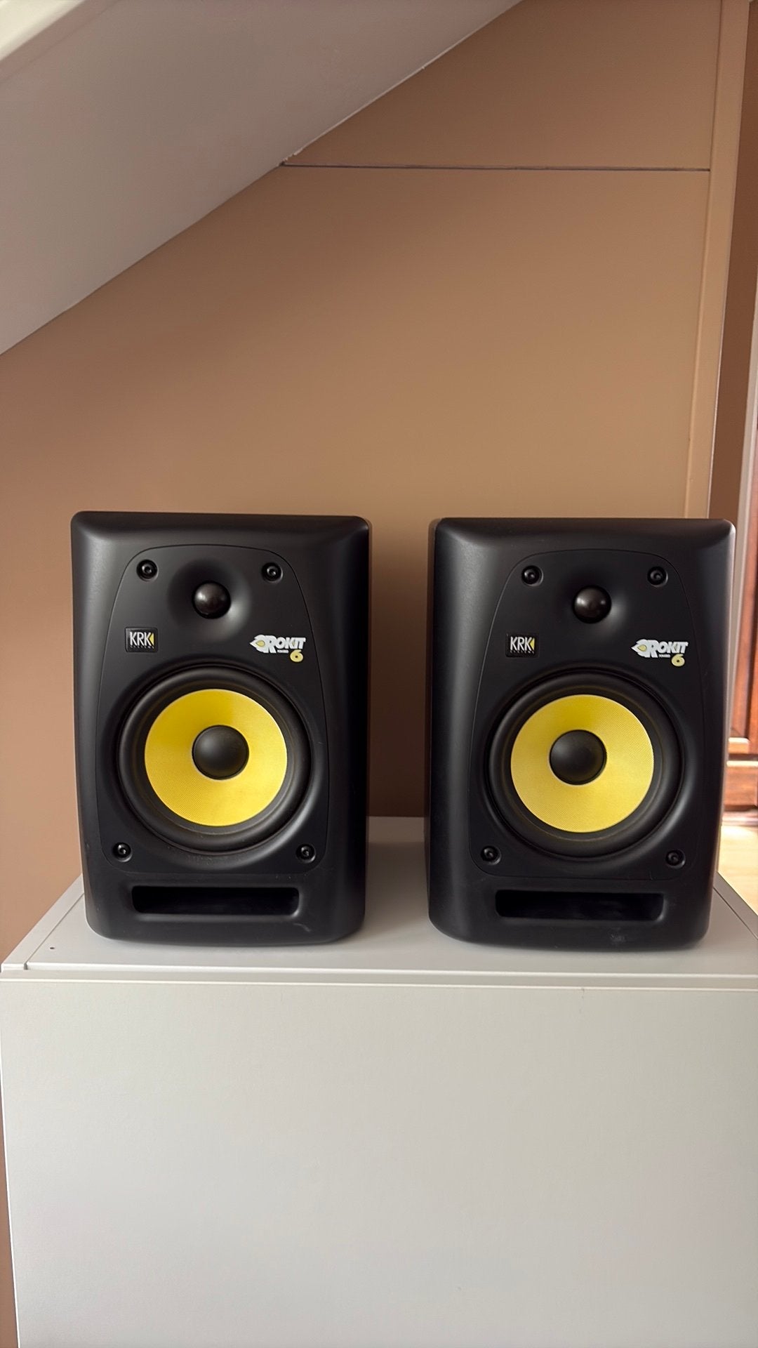 KRK Rokit 6 G2, Gebruikt, 120 watt of meer, Front, Rear of Stereo speakers, Ophalen