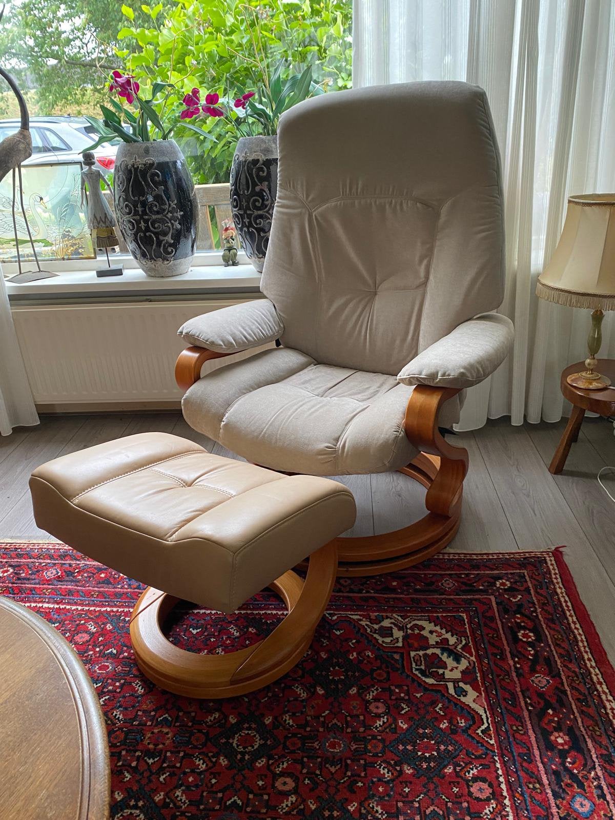 Himolla relaxfauteuil, Ophalen, Overige kleuren, Zo goed als nieuw, Eén