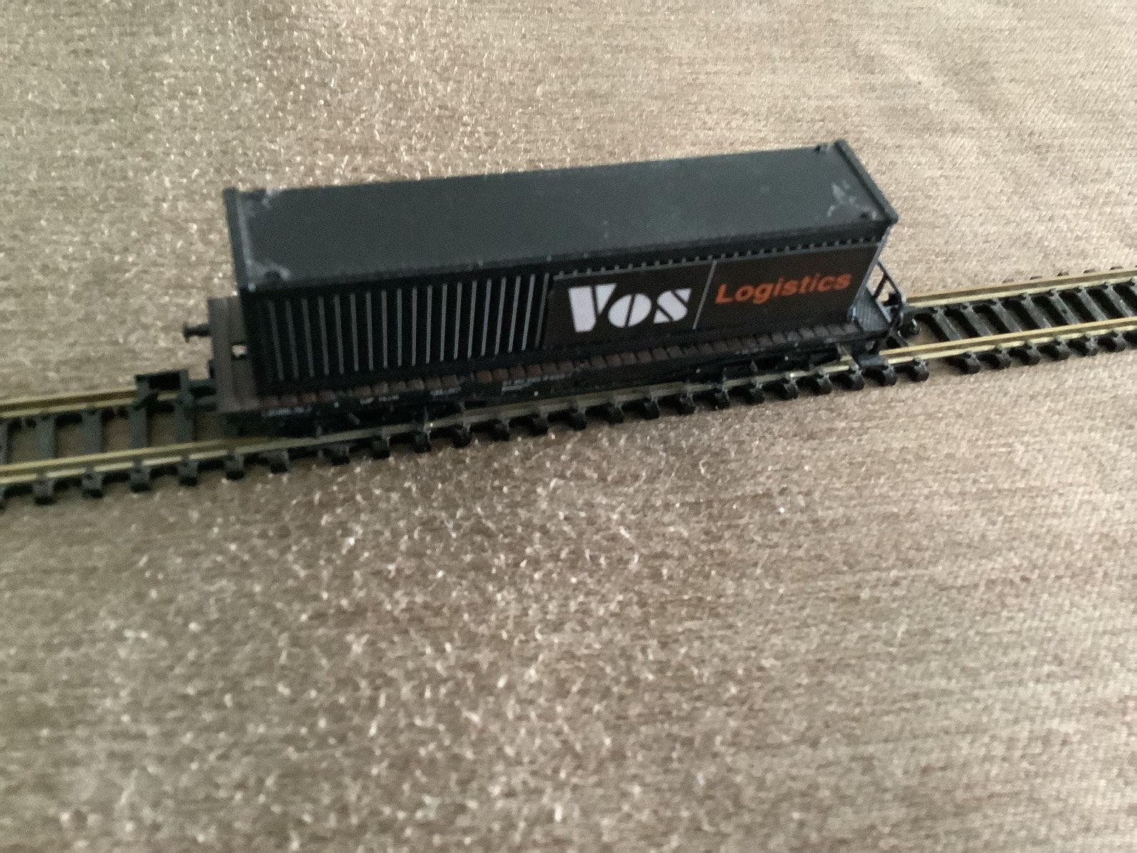 Containervervoer vos N spoor, Hobby en Vrije tijd, Modeltreinen | N-Spoor, Overige merken, Gelijkstroom, Wagon, Ophalen of Verzenden