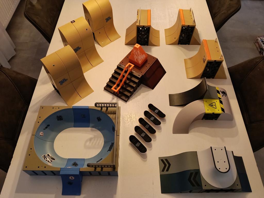 Techdeck finger skatepark en skateboards, Kinderen en Baby's, Speelgoed | Babyspeelgoed, Zo goed als nieuw, Overige typen, Ophalen of Verzenden