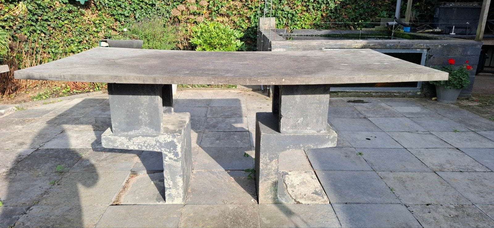 Zware betonnen tuintafel gratis af te halen, Ophalen, Gebruikt, Rechthoekig, Overige materialen