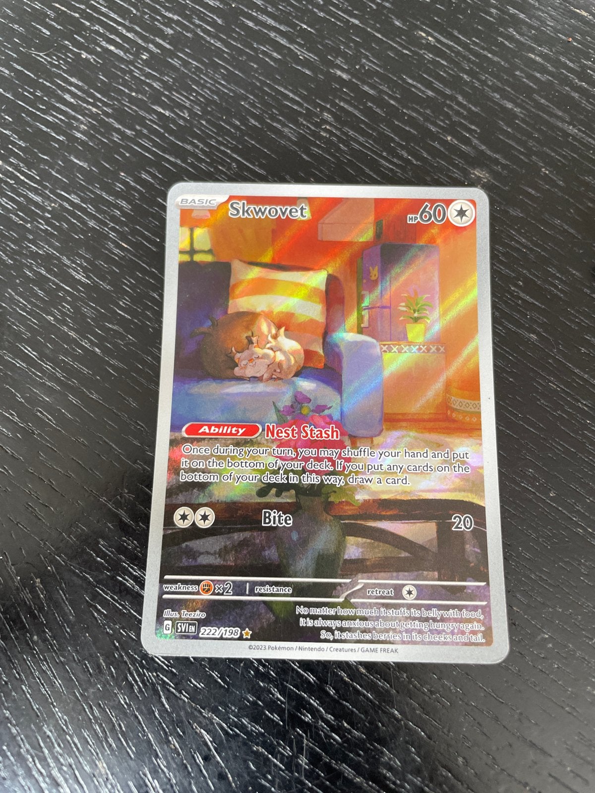 Pokémon Kaart Skwovet 222/198 (Foil), Ophalen of Verzenden, Zo goed als nieuw, Losse kaart, Foil