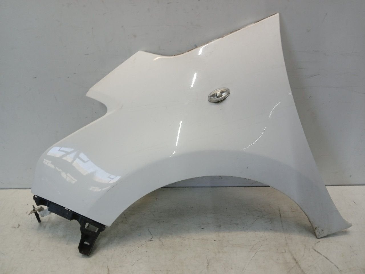 Spatbord links voor Citroën C3, Onderdelen@venauto.nl, Van der Ven Autorecycling B.V., Gebruikt, Ettenseweg 76, 4706 PB Roosendaal, The Netherlands