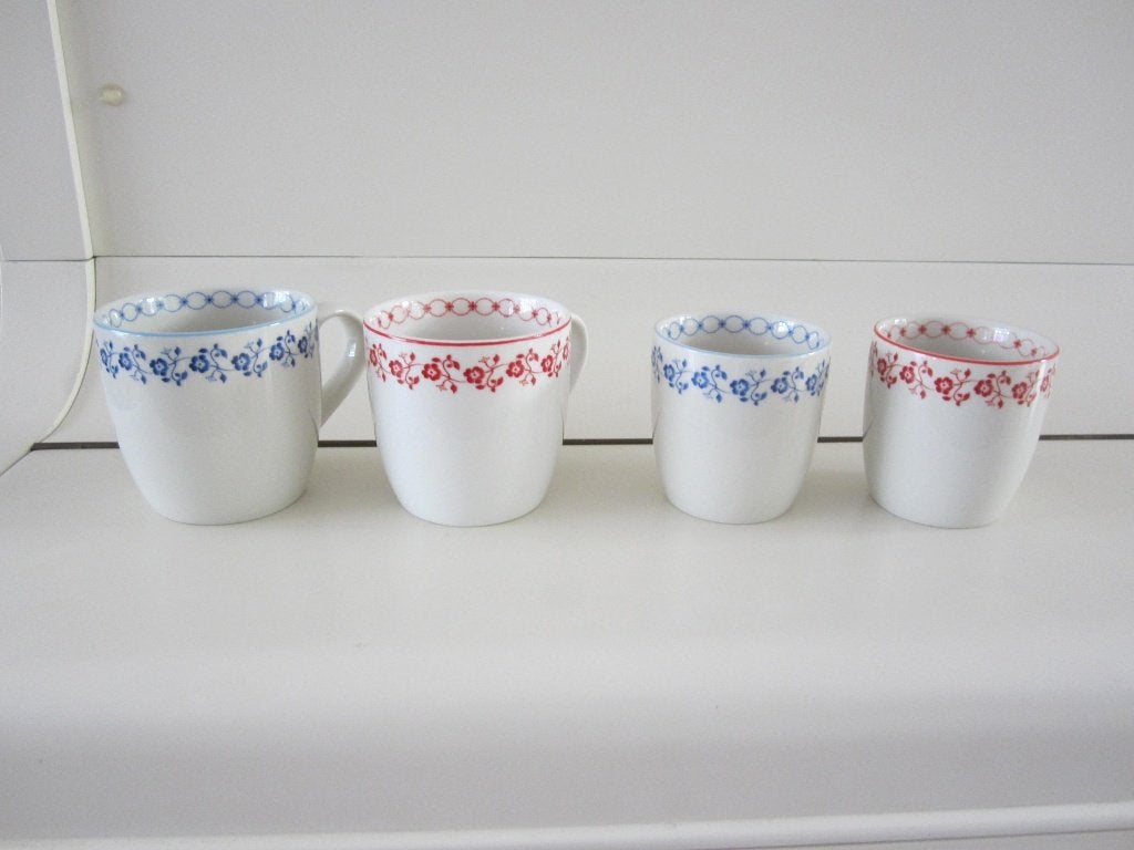 mokken (4), Ophalen of Verzenden, Zo goed als nieuw, Overige stijlen, Kop(pen) en/of Schotel(s)