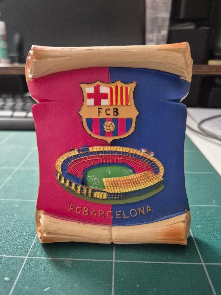 FC Barcelona lijstje, Verzamelen, Ophalen of Verzenden, Zo goed als nieuw, Buitenlandse clubs, Beeldje of Poppetje